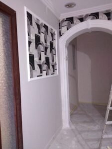 ورق جدران داخل إطار فوم